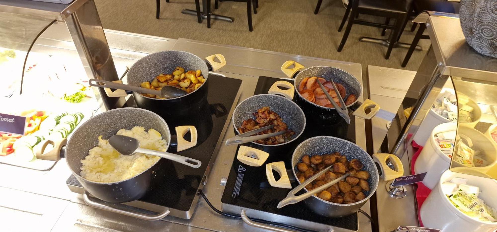 拉斯塔格朗姆酒店 Grums 外观 照片